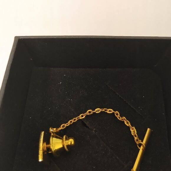MEN'S TIE PINS WITH 2" CHAIN AND SAFETY BAR BY DANIEL ELLISSA. - Picture 3 of 3